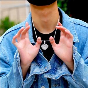 18” stainless steel Ice necklace.